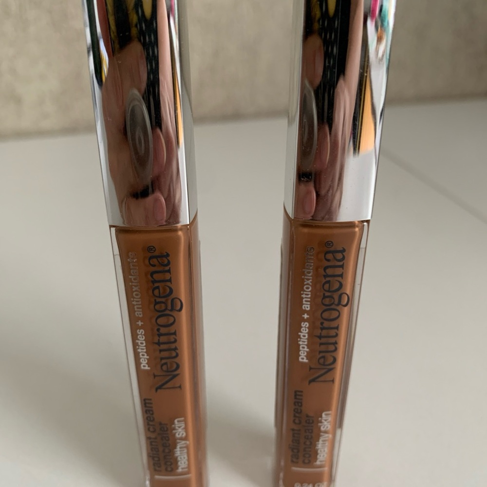 Neutrogena Bundle Healthy Skin Liquid concealer- Chai Set of 2